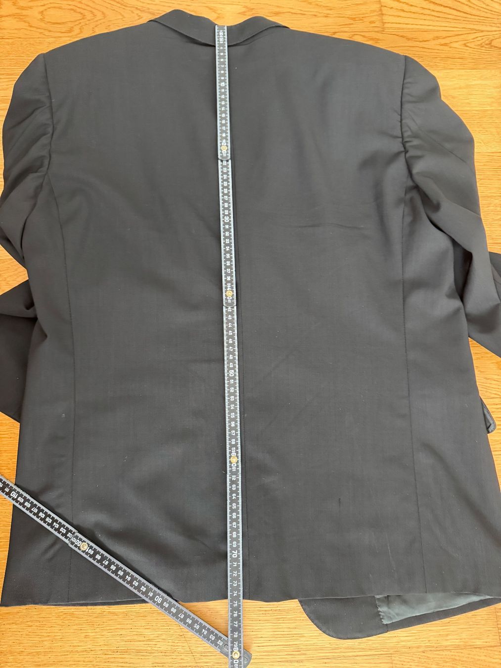 Corneliani Giacche: Blazer / Sakko Corneliani Gr. 25 – Usato da Staufen venduto da MARINTSUM 5