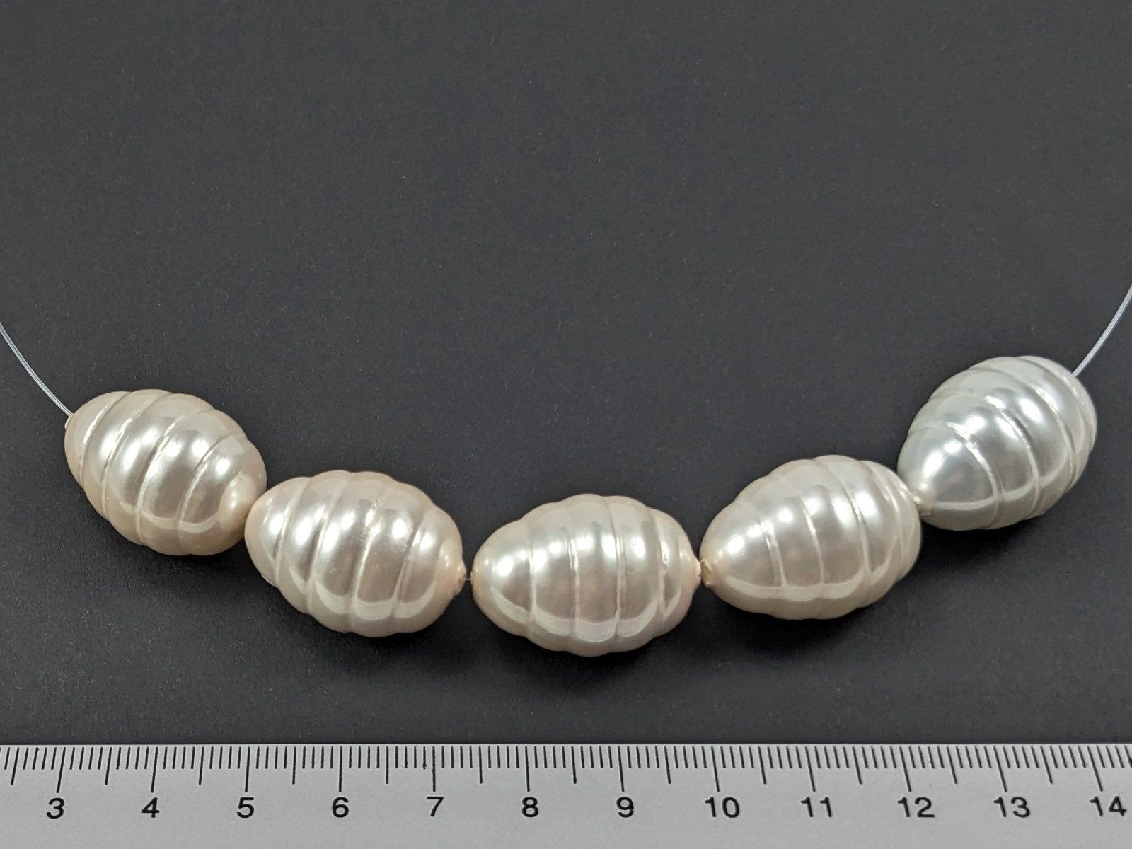 Minerali & Pietre curative: Muschelkernperlen 5Stk. 25 x 18mm – Nuovo e nell'imballaggio originale da Meilen venduto da GypsyCat
