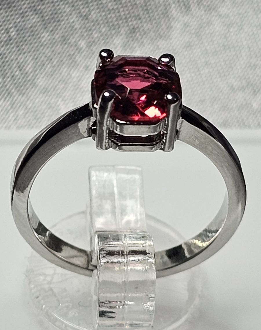 Anelli: Eleganter Ring mit Turmalin, 925 versilbert, Gr. 6 – Nuovo (secondo la descrizione) da Grenchen venduto da maretop 1