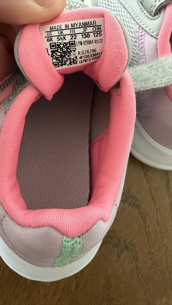 Adidas Chaussures garçon: Adidas Schuhe Kinder – D'occasion à Sennhof Winterthur par bibo11 2