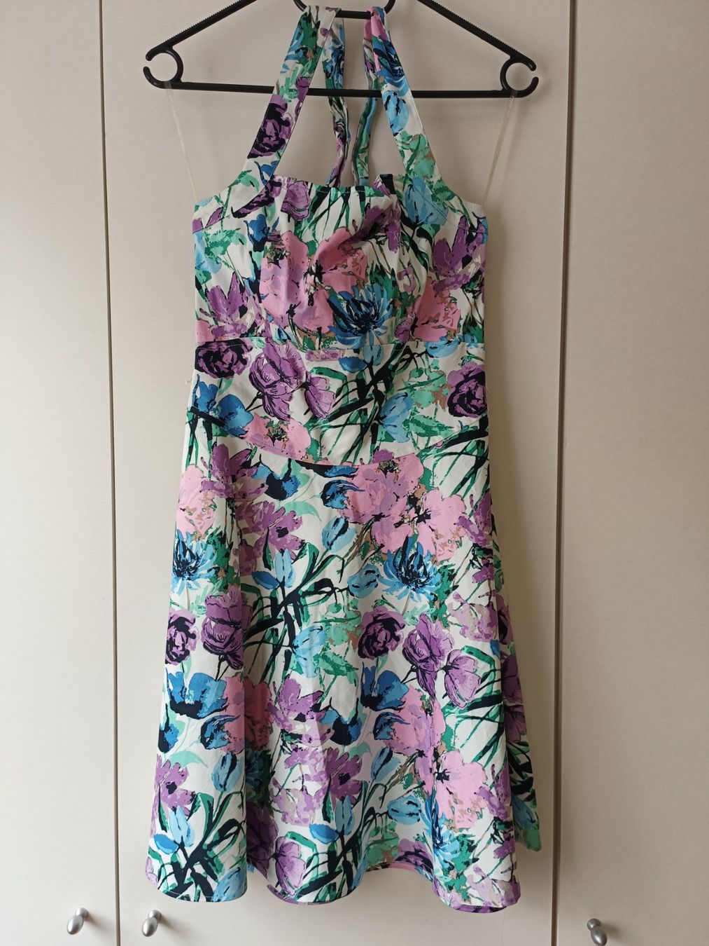 Vestiti: Sommerliches Neckholder-Kleid – Nuovo (secondo la descrizione) da Mumpf venduto da anelva 1