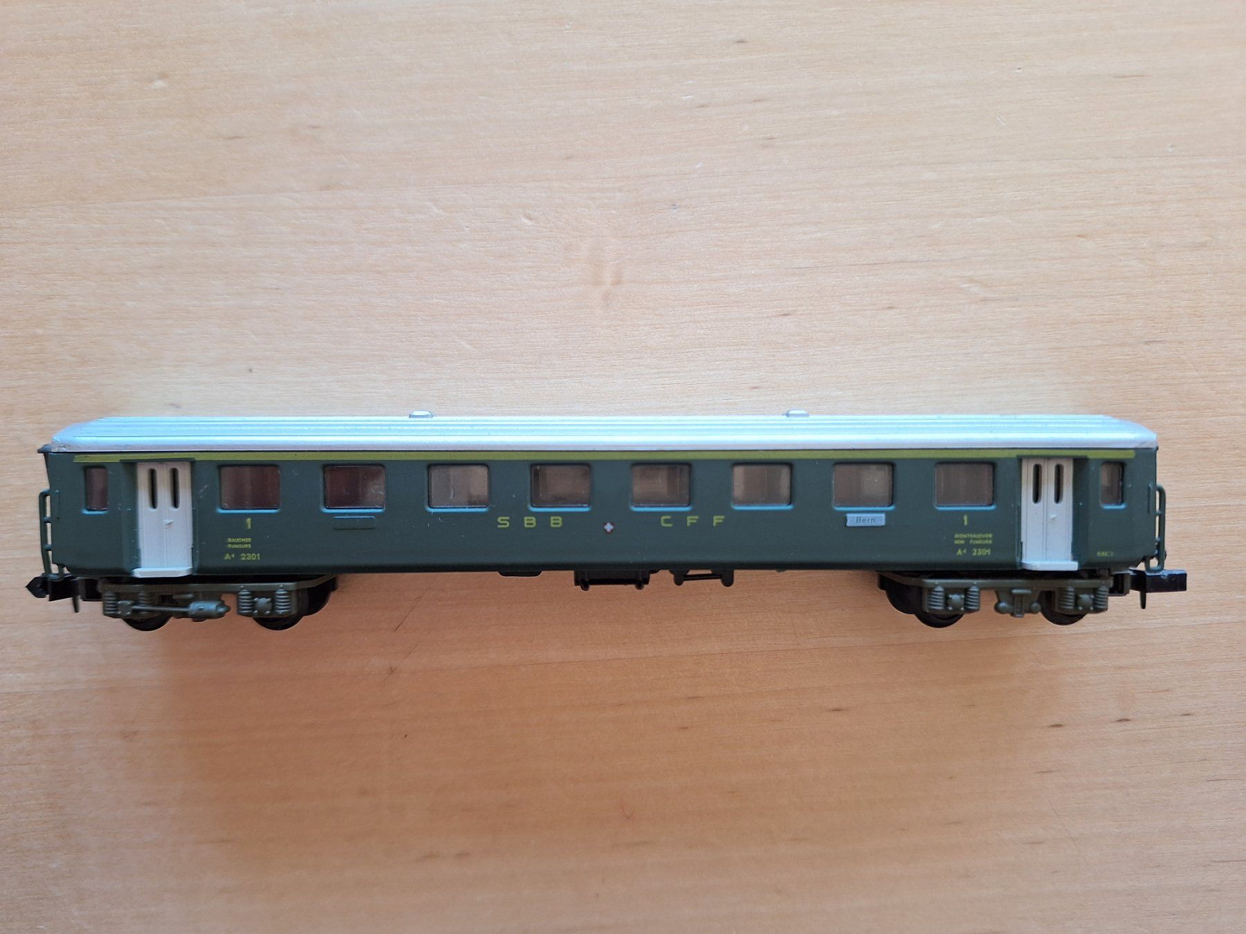 Arnold Modellini di ferrovie: 1. Klasswagen SBB von Arnold – Usato da Taegertschi venduto da Oleinad 1