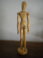 Gliederpuppen männliche Fig. aus Holz 2 Stück als Vorlagen