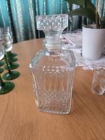 Kristallkaraffe mit Stöpsel Glas gemustert guter Zustand