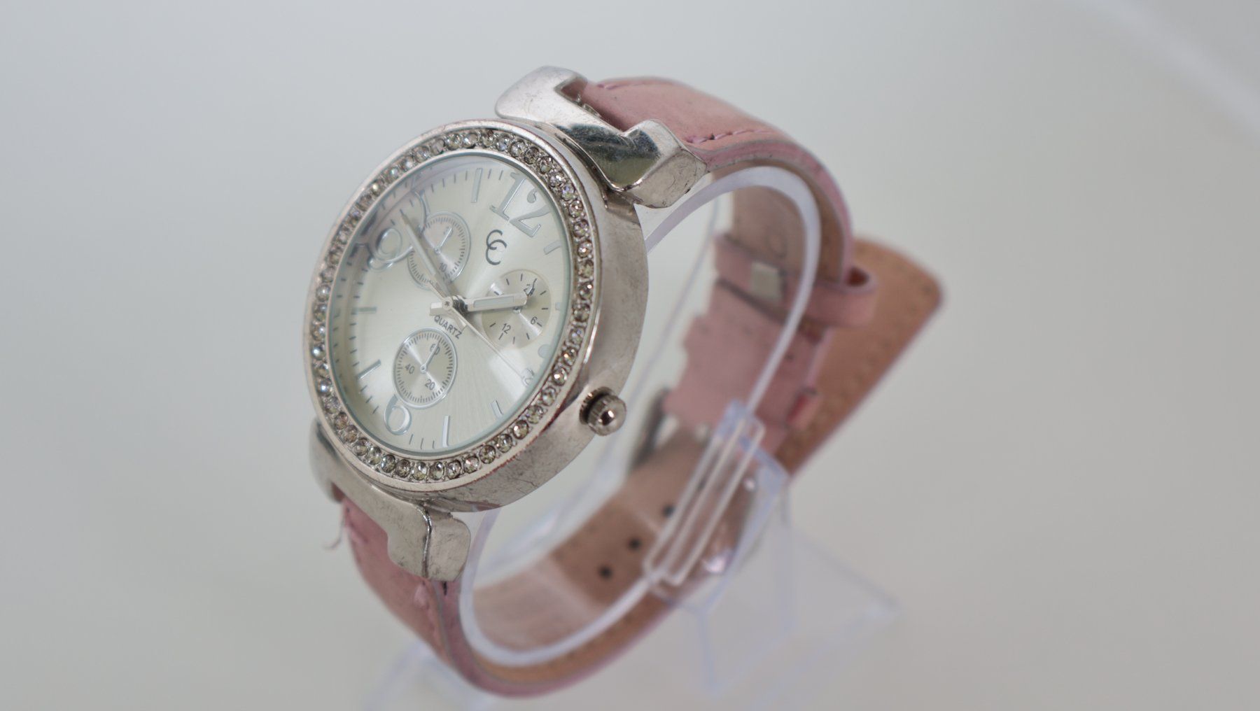 Uhren: Damen Uhr  läuft, Garantie , – Gebraucht aus Willisau von flabastian 2