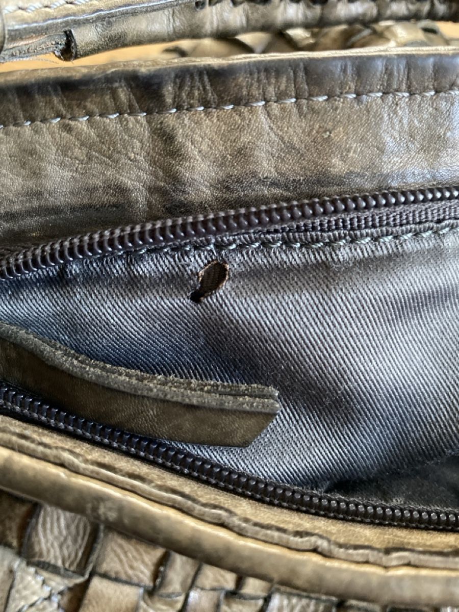 Borse da donna: gebrauchte BEAR Leder  Handtasche – Usato da Waltenschwil venduto da Angela99 6