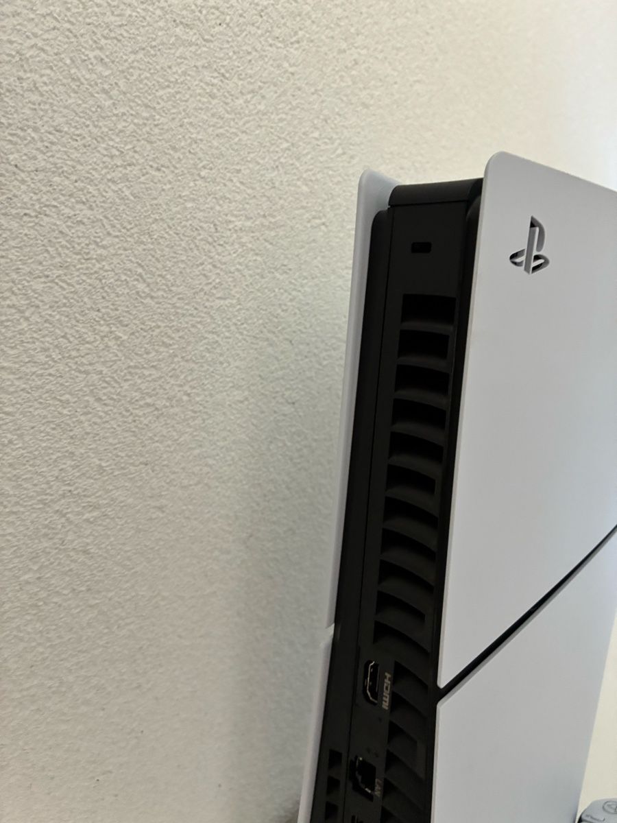 Sony Konsolen: PS5 Slim Digital avec manette – Gebraucht aus Prilly von Valentin833 6