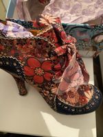 Irregular Choice Schuhe Grösse 38 mit Blumenmuster und Schnü