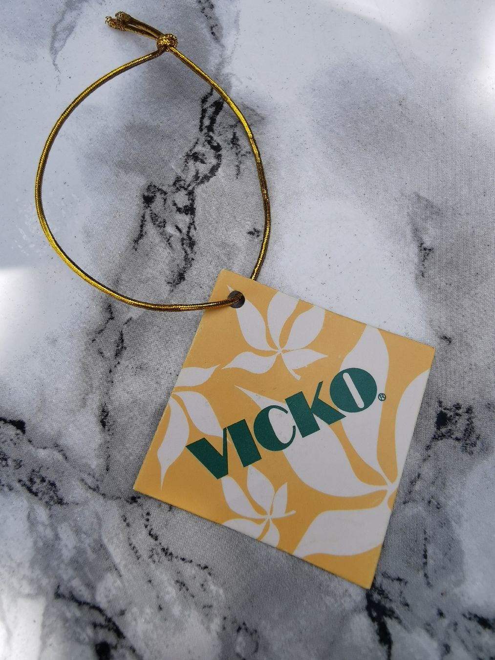 Vasi & Recipienti: Griechische Vase, goldfarben, neu – Nuovo e nell'imballaggio originale da Wettingen venduto da Biitel 3