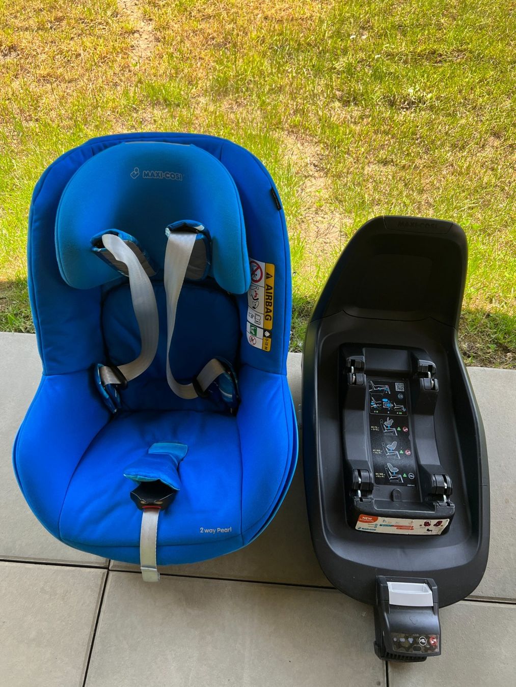 Maxi-Cosi Seggiolini per auto: Maxi Cosi 2way - Sitz inkl. Isofix-Base – Usato da Reichenburg venduto da Sternschnuppa