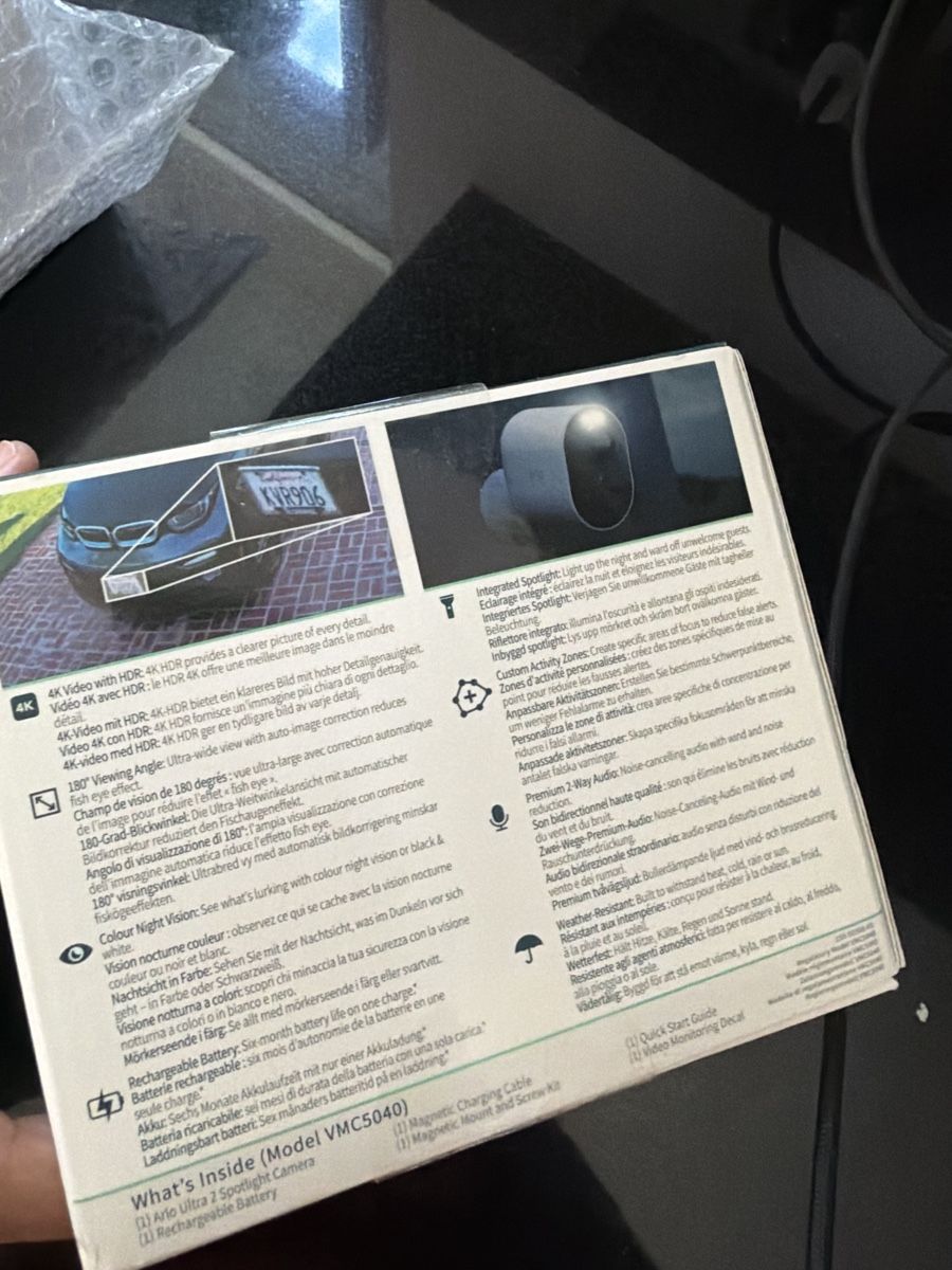 Arlo Caméscopes: Arlo Ultra 2 Spotlight Camera Add-On New – Neuf avec emballage d'origine à Richterswil par nab_5pm8 1