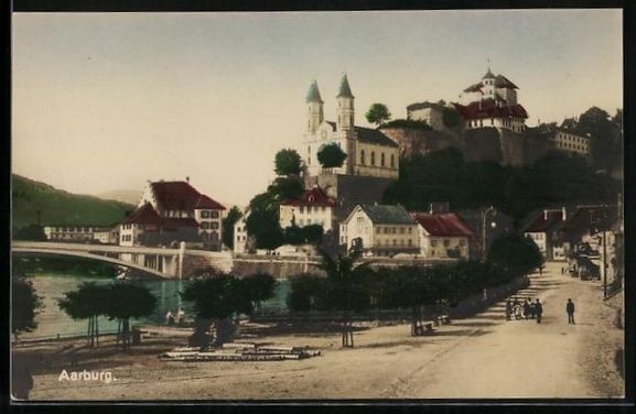Cartoline postali: AK Aarburg, Ortsansicht mit Schloss – Usato da Berlin venduto da bartko-reher