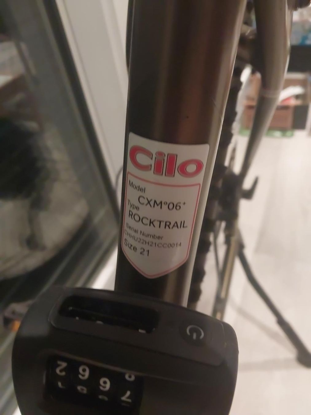 Cilo Biciclette: CILO Rocktrail CMX"06+ – Nuovo (secondo la descrizione) da Vucherens venduto da Yannickpaquier 9