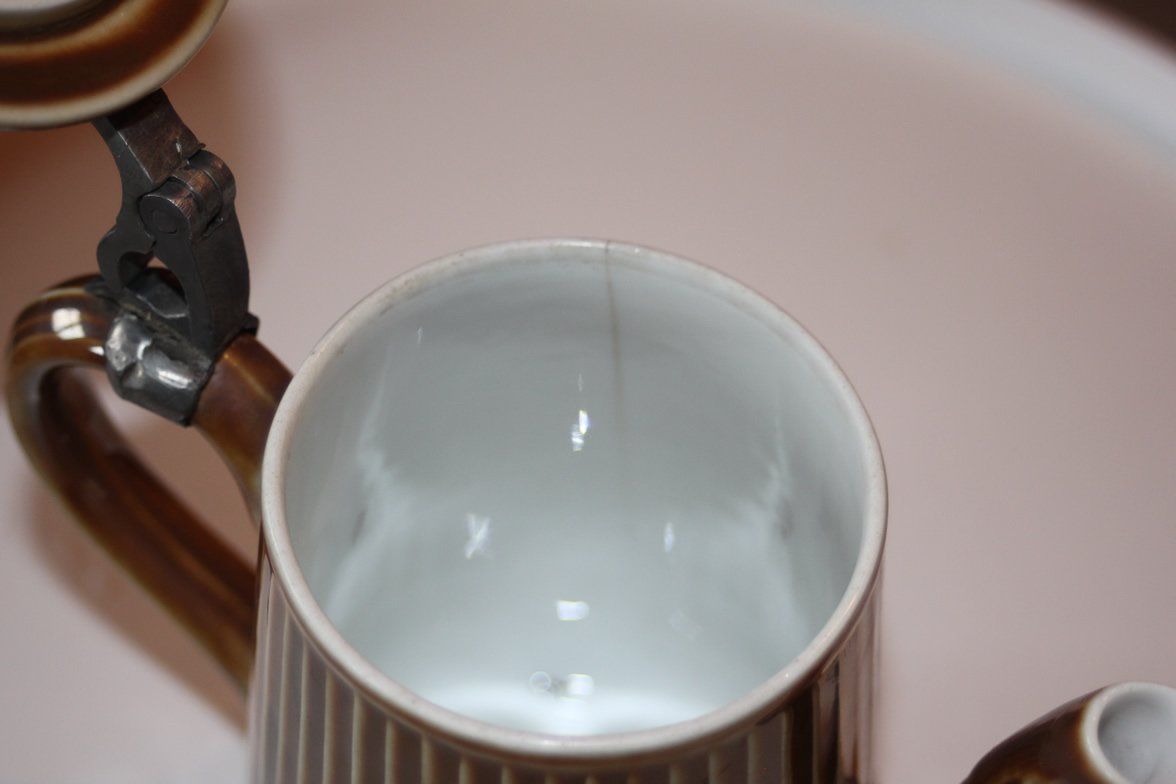 Teekannen: Altes Kaffeekännchen mit Deckelhalter aus Zinn – Gebraucht aus Sumiswald von Lottie22 8