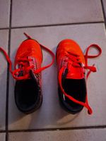 Chaussures de foot adidas rouges, pointure 30