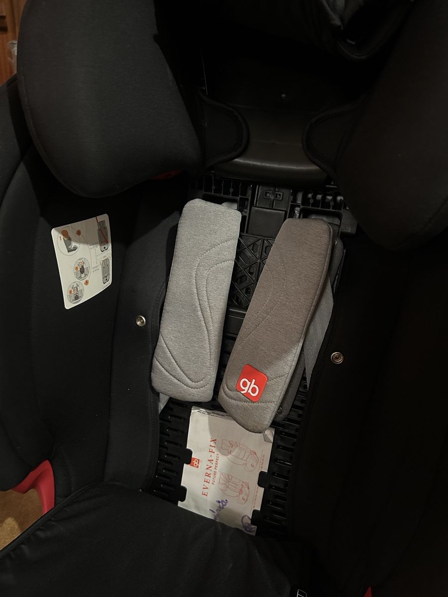 Auto-Kindersitze: Siège enfant GB Everna Fix Future 9-36kg excellent état – Gebraucht aus Bellevue von mz_GVA 3