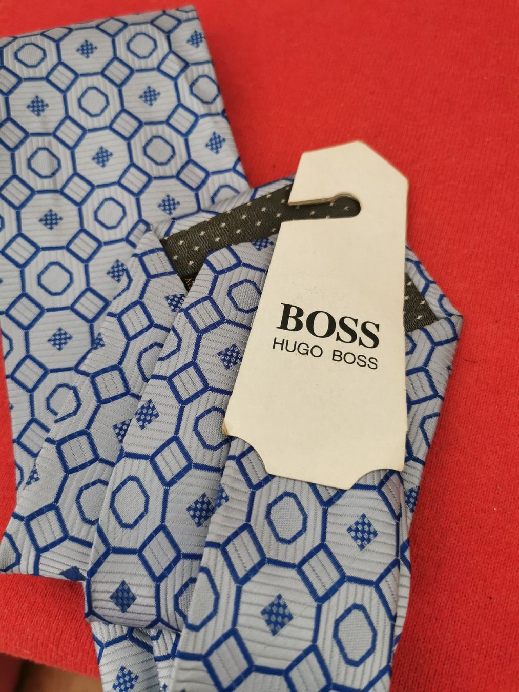 Hugo Boss Cravatte: Hugo Boss Herren Krawatte  – Nuovo e nell'imballaggio originale da Schlieren venduto da vlalif 4