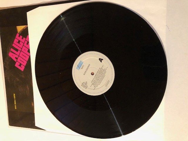 Schallplatten: Alice Cooper – Gebraucht aus Aarwangen von Jukebox3 4