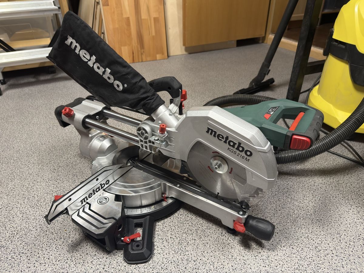 Metabo Sägen: Metabo Kappsäge KGS 216 M – Gebraucht aus Grenchen von Landy1