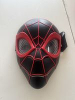Masque Spiderman enfant noir rouge