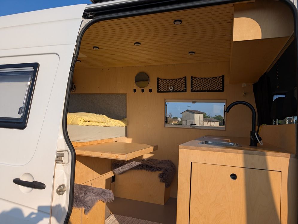 Hochwertig, einmalig ausgebautes Wohnmobil (Sprinter) (Gebraucht) in ...
