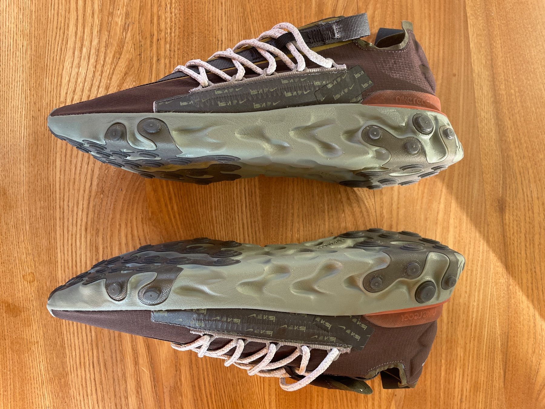 Nike Scarpe da uomo: Nike React Vision Herren Sneaker Gr. 44,5 Top! – Nuovo (secondo la descrizione) da Zürich venduto da Dmbz 3