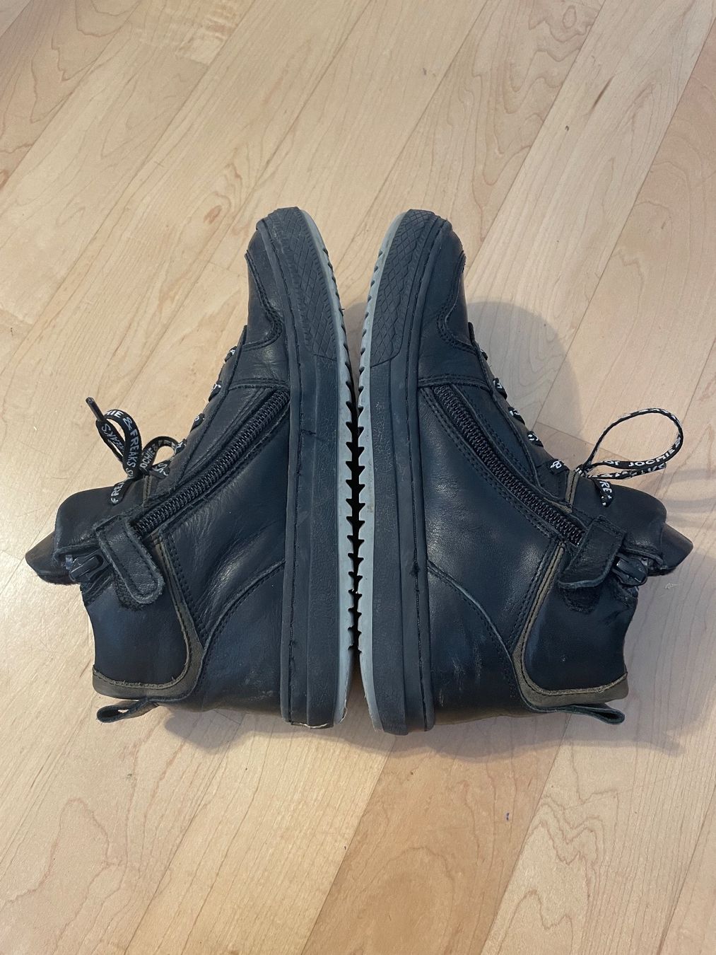 Schuhe für Jungen: Übergangsschuhe aus Leder, Grösse 33 – Gebraucht aus Steinhausen von Guelosch 3