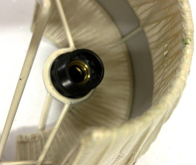 Lampade: Kleine Wandlampe mit Bastband – Usato da Zürich venduto da gigimai67 6