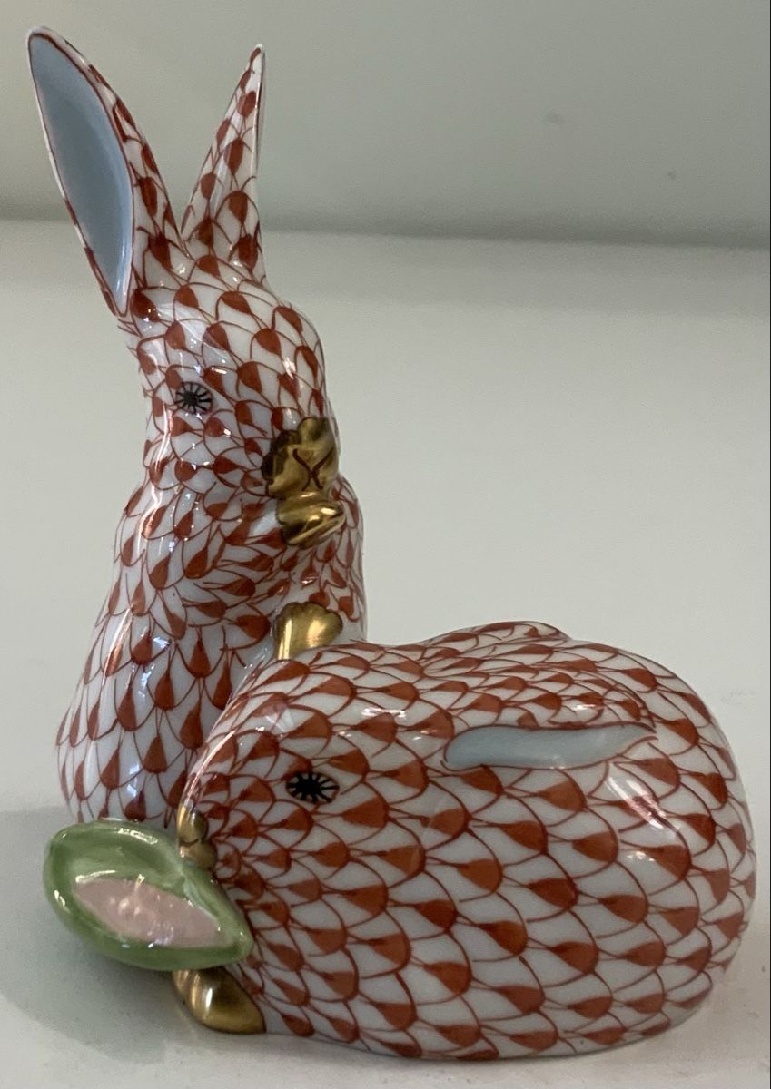 Herend Statuette: Duo de lapins Herend peint en rouge – Usato da rolle venduto da Tontonjulot