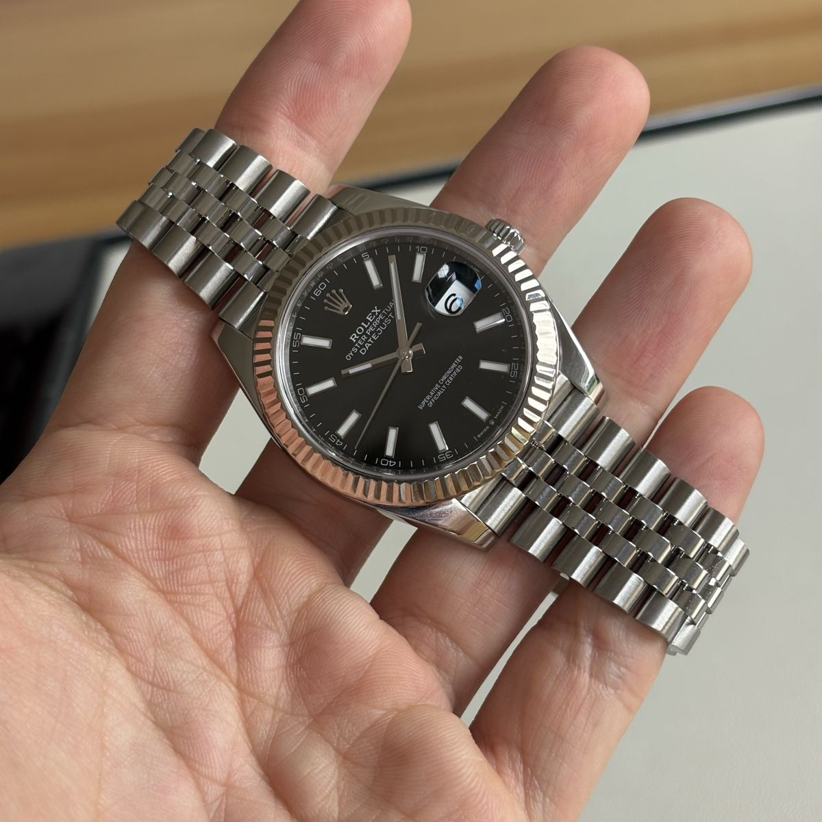 Rolex Orologi: Rolex Datejust 41 Ref. 126334 Gold-Lunette – Usato da Winterthur venduto da LaBodega 8
