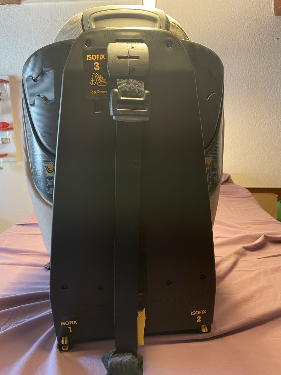 Maxi-Cosi Seggiolini per auto: Autositz Maxicosi Axissfix – Usato da Bergdietikon venduto da stefania_88