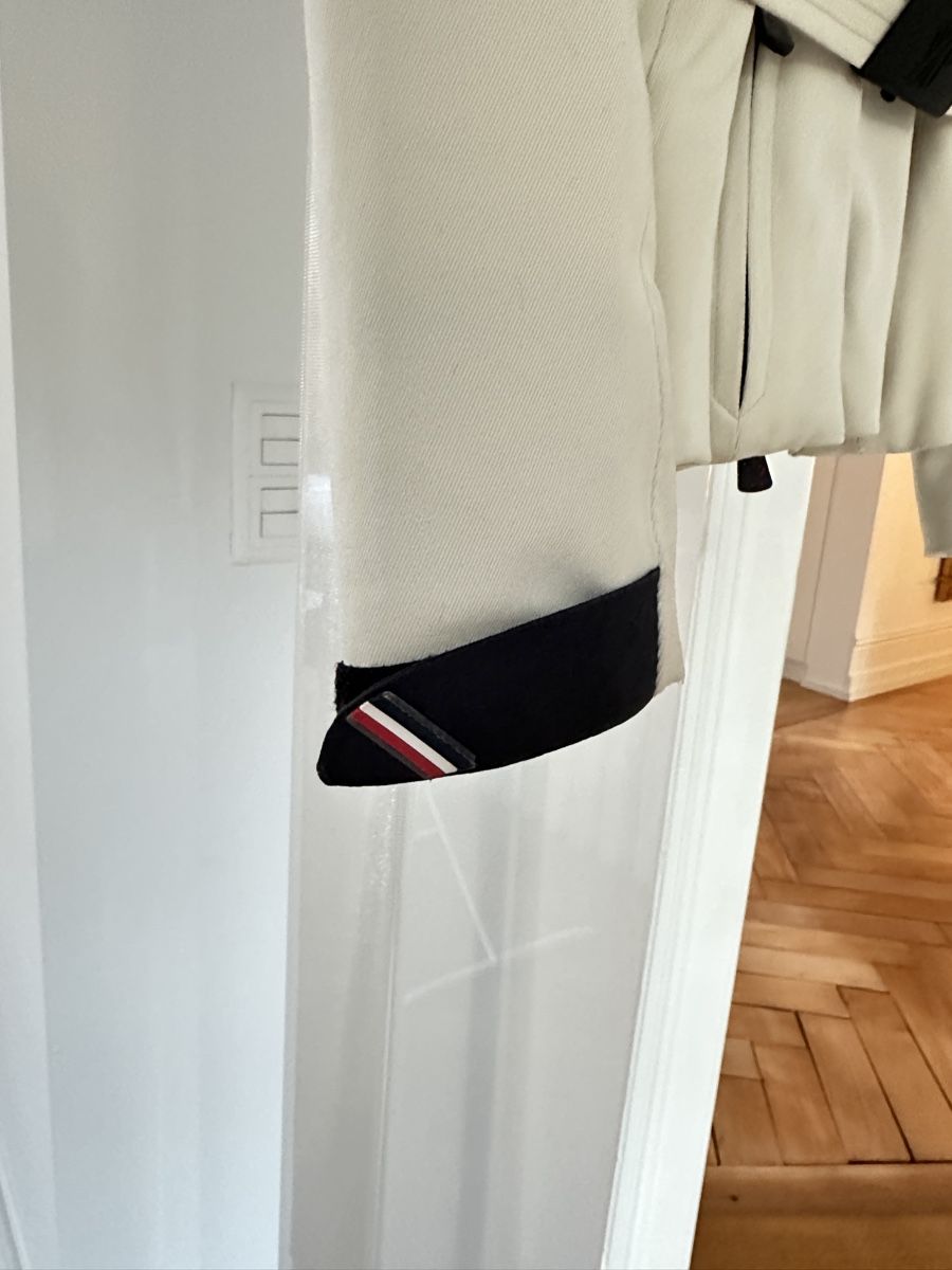 Moncler Giacche: Moncler Grenoble Ski Jacke - Größe XS/S – Nuovo (secondo la descrizione) da Kilchberg ZH venduto da atn_99xt 2