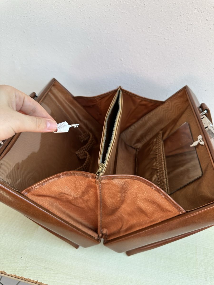 Borse da donna: Vintage Handtasche – Usato da Zürich venduto da Kat_5557 5