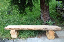 Gartenbank aus Rundholz