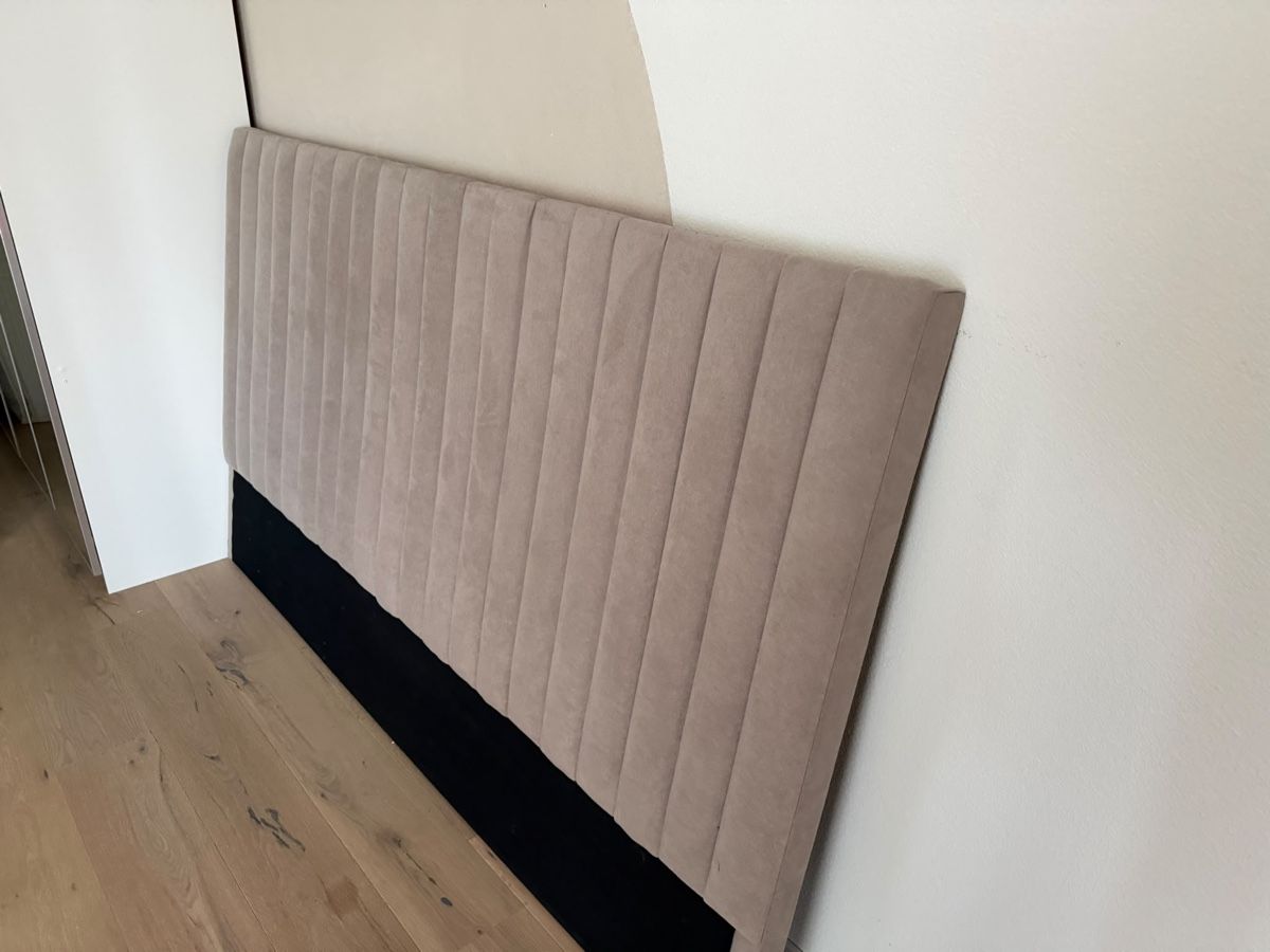 Letti: Bettkopfteil Beige Polsterstoff 200cm – Usato da Bürglen TG venduto da muh_r2dc 1