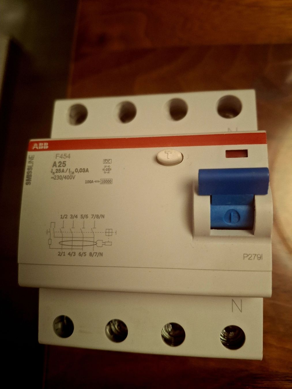 ABB Interruttori: ABB FI-Schalter Typ A 25A / 30mA  – Usato da Kleindöttingen venduto da bargi91