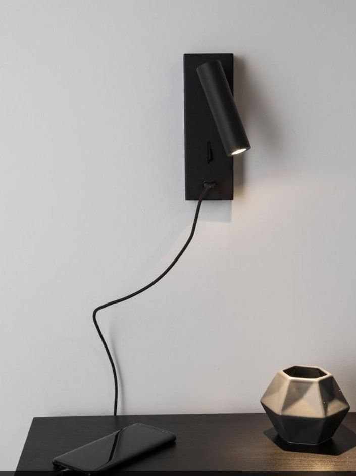 Nova Luce Lampade: Wandleuchte Nova Luce mit USB Typ-C Charger – Nuovo e nell'imballaggio originale da Tuggen venduto da handy_