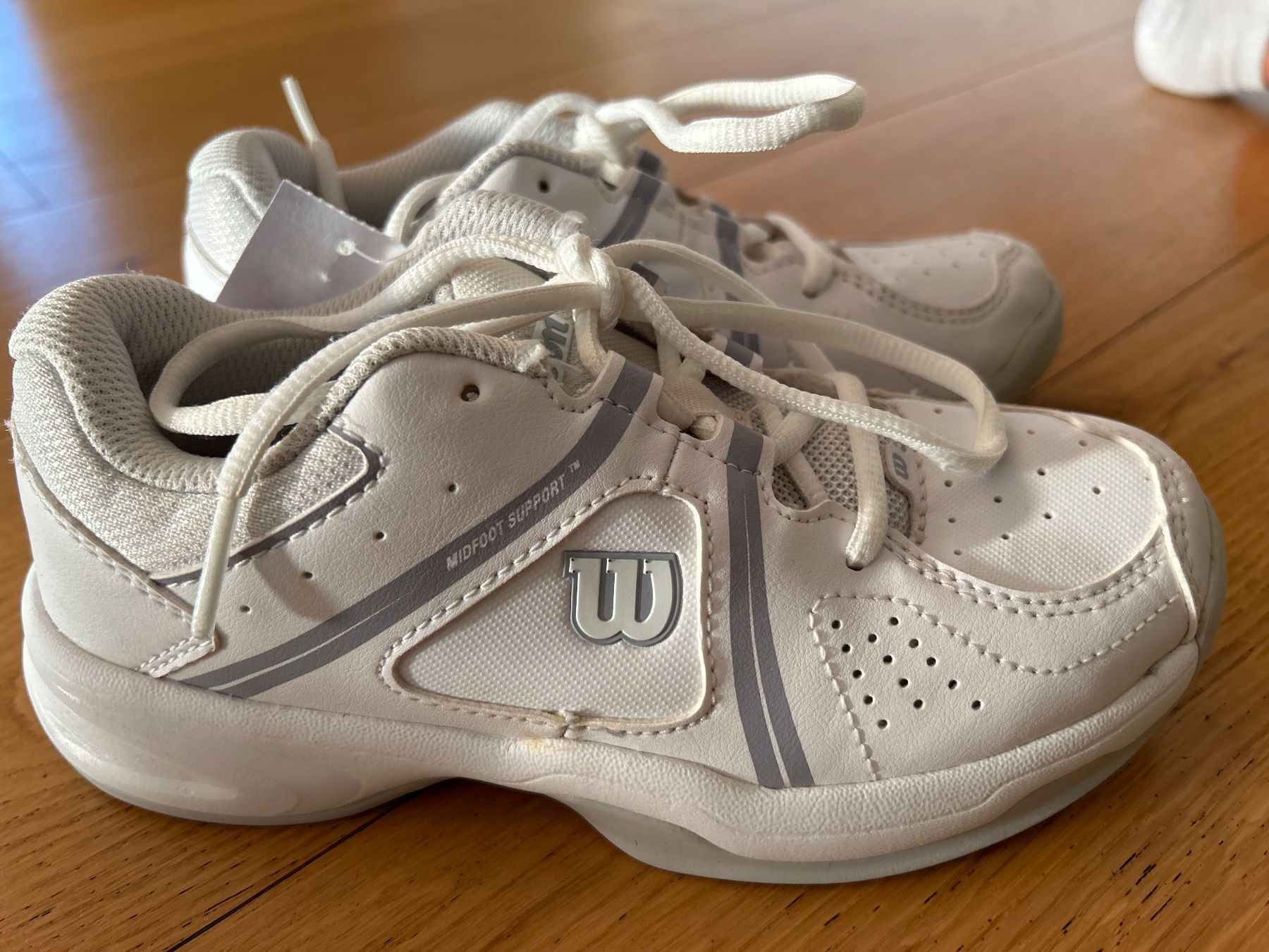 Wilson Scarpe da uomo: Sport Schuhe – Usato da Seengen venduto da carloncha