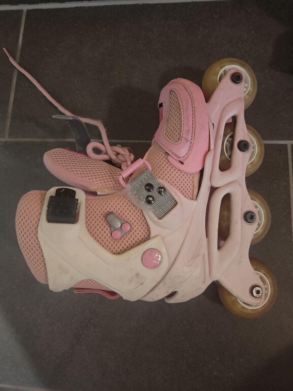 Pattini in linea & Pattini a rotelle: Rollerskates for kids, size 29-32 – Usato da Fällanden venduto da antogranell 1