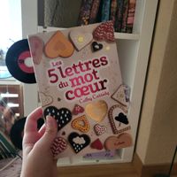 Livre Les 5 lettres du mot coeur Cathy Cassidy - jeunesse