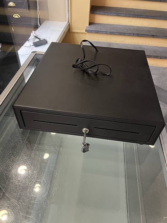Portafogli: Cassetto porta monete e banconote  – Usato da Ascona venduto da xibermax 2