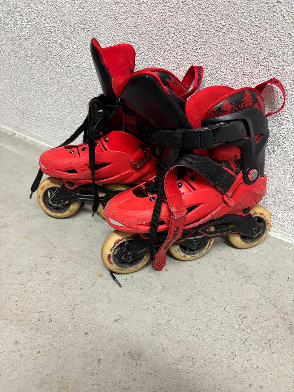 Pattini in linea & Pattini a rotelle: Powerslide Inline Skates verstellbar – Gr. 33 - 36 EU – Usato da Basel venduto da Tom3791