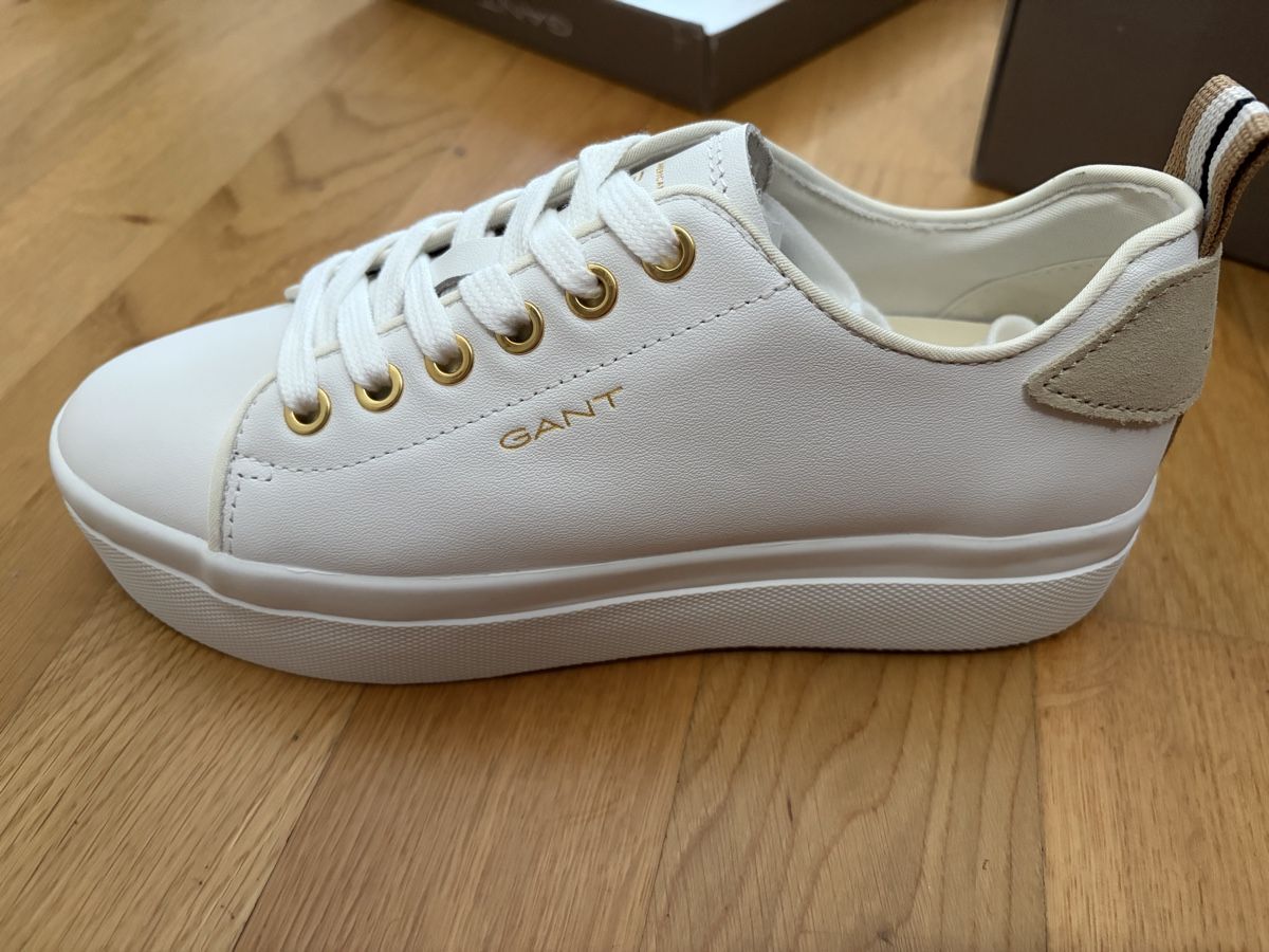 Gant Chaussures femmes: Basket blanche Gant – Neuf avec emballage d'origine à Dully par CELINE.D11