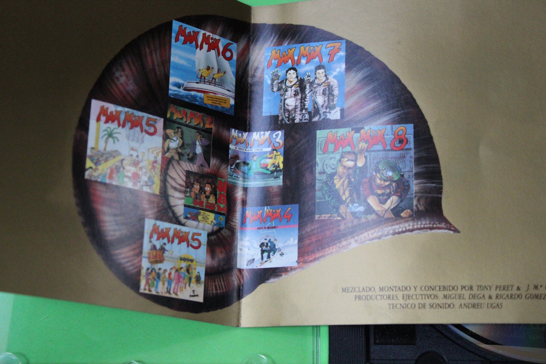 CD: MAX MIX COLLECTION (mit ITALO DISCO) CD – Usato da Tübach venduto da JamesStone 6