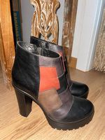 Coole  Stiefeletten mit Absatz, Grösse 38, Leder