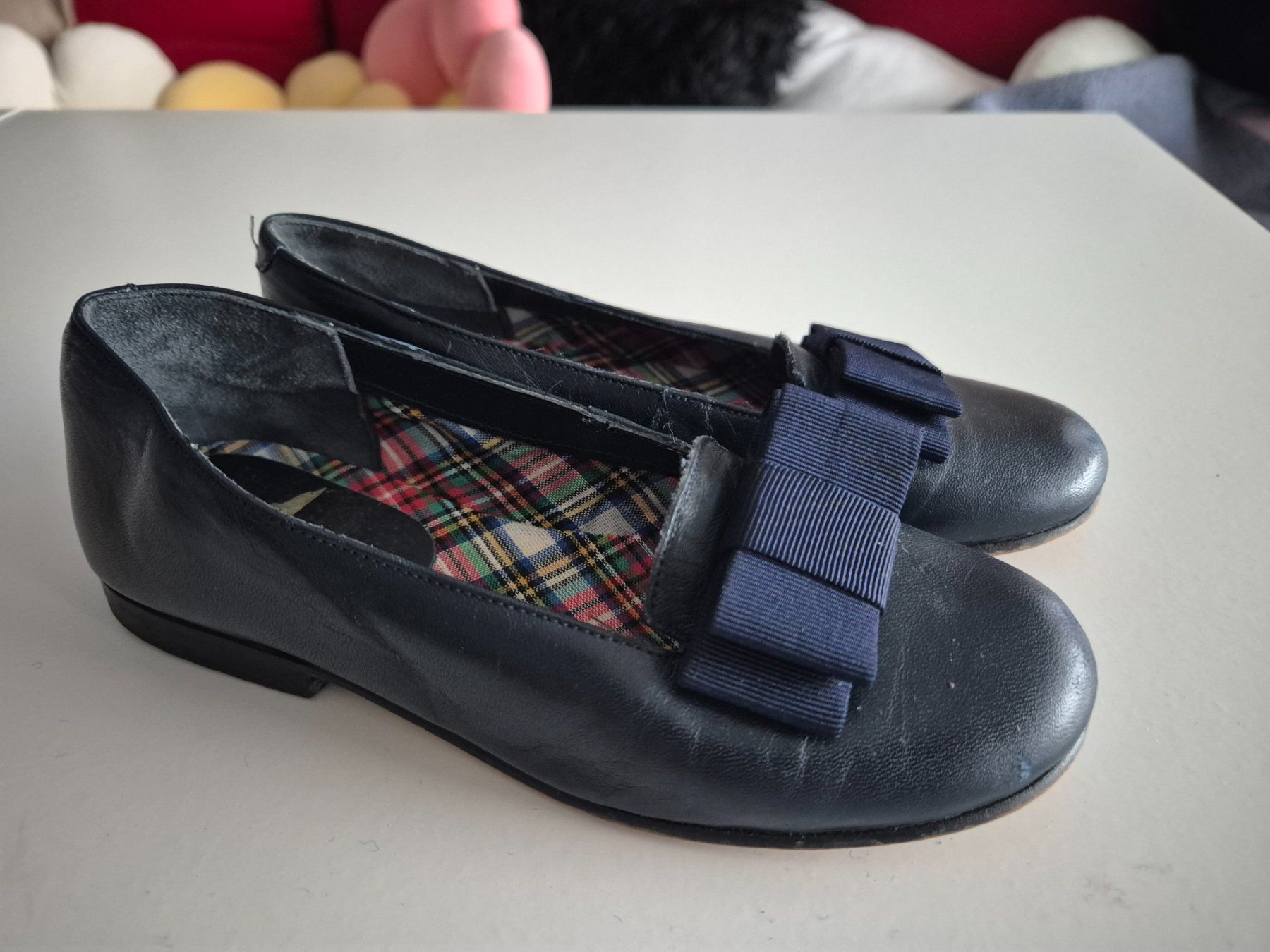 Schuhe für Mädchen: Kinderschuhe, geschätzt Gr. 29-30 – Gebraucht aus Zürich von pau_y8mv 2