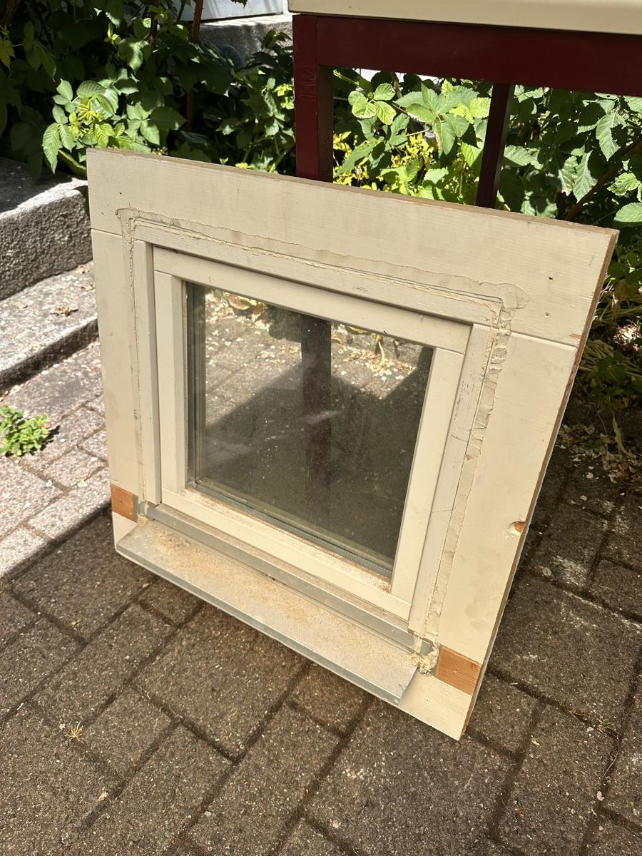 Finestre: Holzfenster mit zweifach isolierglas – Usato da Winterthur venduto da Cady-7 1