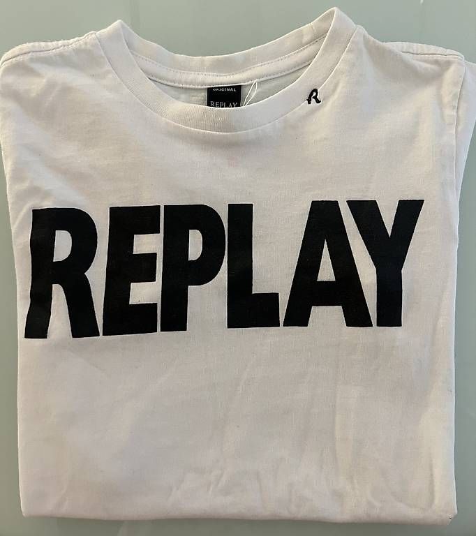 Camicie, T-shirt & Polo: Replay Shirt Grösse 122 – Usato da Steinhausen venduto da san_c7kq