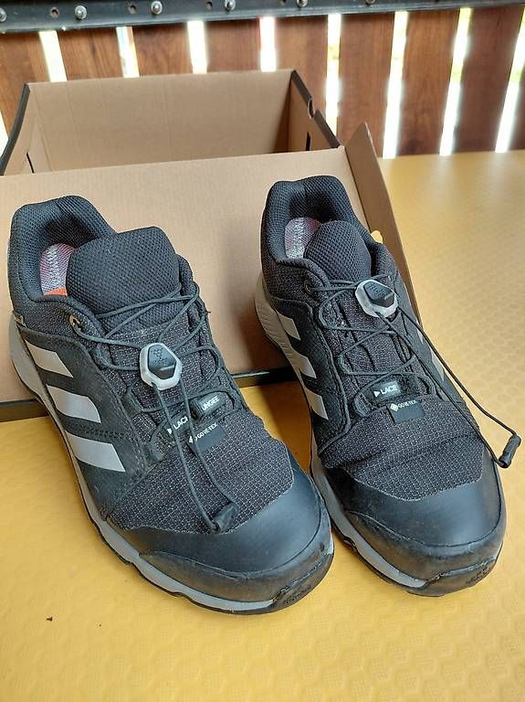 Adidas Scarpe per ragazzi: Adidas Terrex Gore-Tex Wander-/Trekkingschuhe – Usato da Illgau venduto da Mythenblick86 2