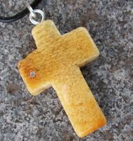 ♥ Baltischer Bernstein KREUZ ANHÄNGER / MIDI + BUTTERGELB ♥